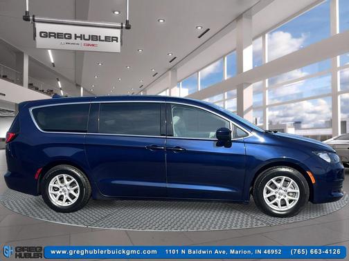 2017 Chrysler Pacifica Touring