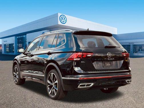 2022 Volkswagen Tiguan 2.0T SEL R-Line 4MOTION