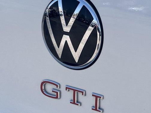 2024 Volkswagen Golf GTI 2.0T S DSG