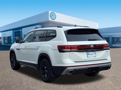 2025 Volkswagen Atlas 2.0T Peak Edition