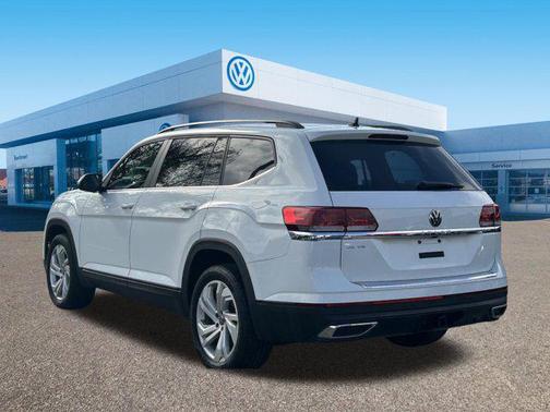 2022 Volkswagen Atlas 3.6L SE w/Technology
