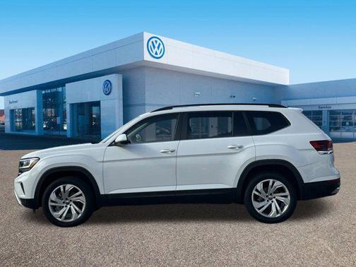 2022 Volkswagen Atlas 3.6L SE w/Technology
