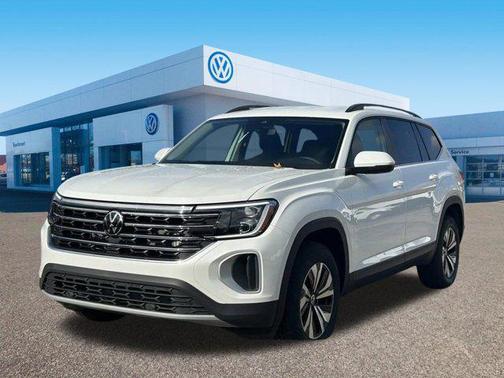 White Pearl 2026 Volkswagen Atlas 2.0T SE