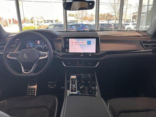 2026 Volkswagen Atlas Cross Sport 2.0T SEL Premium