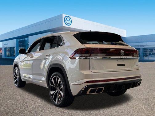 2026 Volkswagen Atlas Cross Sport 2.0T SEL Premium