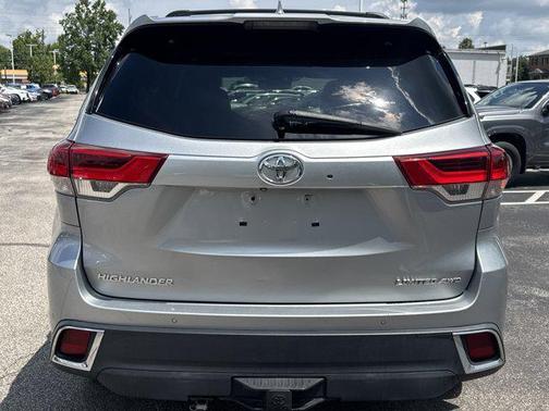 2017 Toyota Highlander Limited Platinum