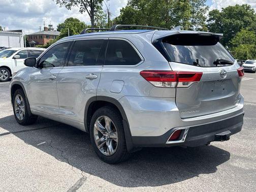 2017 Toyota Highlander Limited Platinum