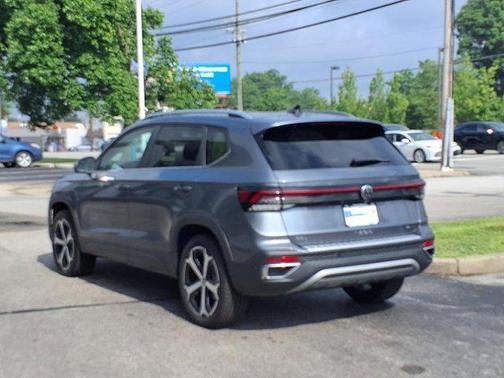 2025 Volkswagen Taos 1.5T SEL
