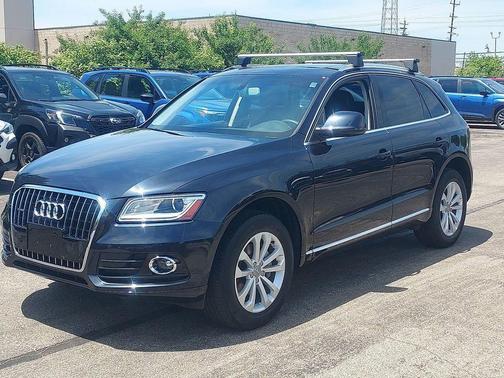 Black 2014 Audi Q5 2.0T Premium