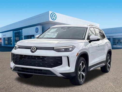 White 2026 Volkswagen Tiguan 2.0T SE 4MOTION