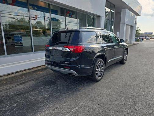 2018 GMC Acadia Denali
