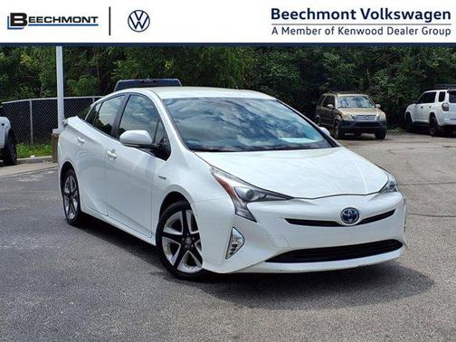 2016 Toyota Prius Three Touring