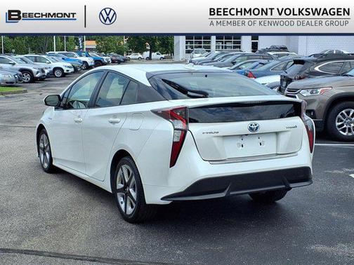 2016 Toyota Prius Three Touring