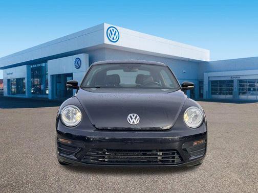 2018 Volkswagen Beetle 2.0T S