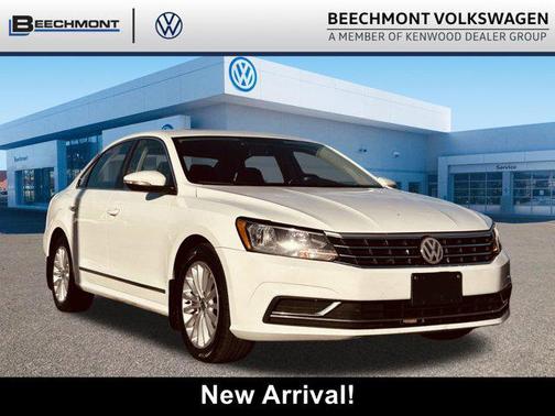 2016 Volkswagen Passat 1.8T SE