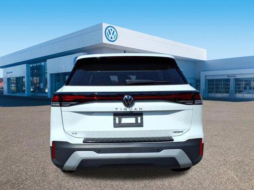 2025 Volkswagen Tiguan 2.0T SE 4MOTION