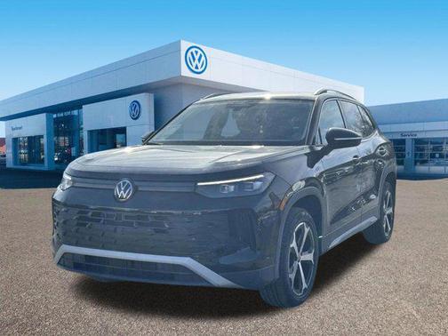 Deep Black Pearl 2026 Volkswagen Tiguan 2.0T SE 4MOTION