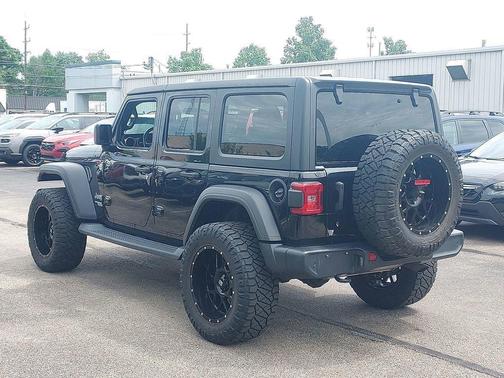 Black Clearcoat 2018 Jeep Wrangler Unlimited Sport