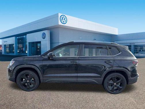 Deep Black Pearl 2026 Volkswagen Taos SEL