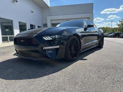 2020 Ford Mustang EcoBoost