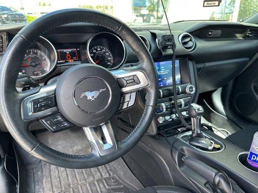 2020 Ford Mustang EcoBoost