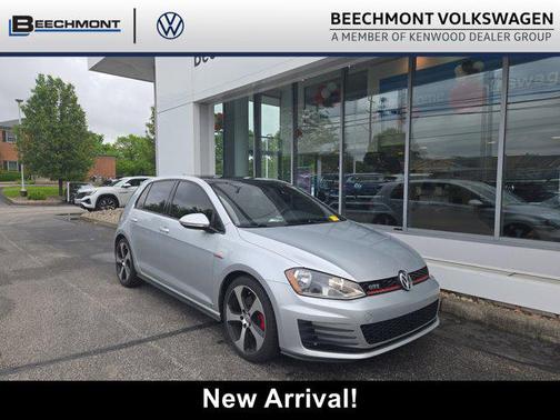 2015 Volkswagen Golf GTI 2.0T SE 4-Door