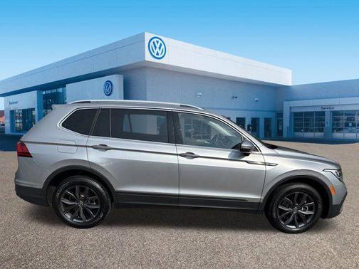 2024 Volkswagen Tiguan 2.0T SE 4MOTION