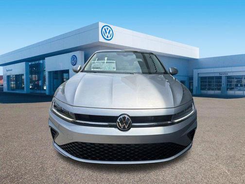 Pyrite Silver Metallic 2026 Volkswagen Jetta 1.4T SE