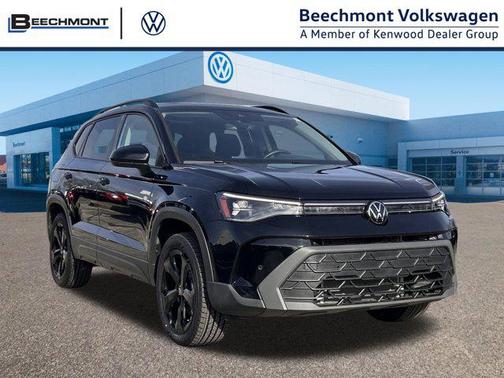 2025 Volkswagen Taos 1.5T SE Black