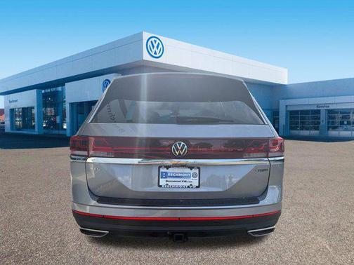 silver mist metallic 2026 Volkswagen Atlas 2.0T SEL