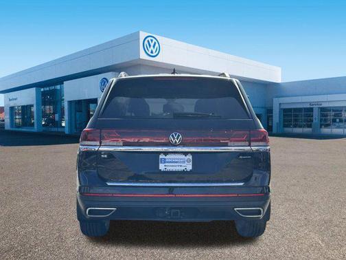 2026 Volkswagen Atlas 2.0T SE w/Technology 4MOTION