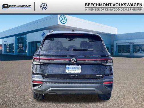 2025 Volkswagen Taos 1.5T SE Black
