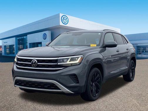 2022 Volkswagen Atlas Cross Sport 3.6L V6 SE w/Technology
