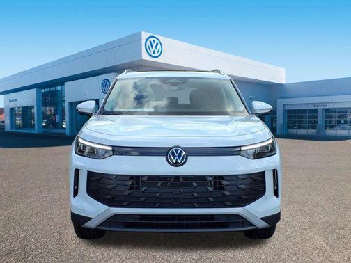 2025 Volkswagen Tiguan 2.0T SE 4MOTION