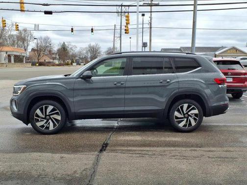2025 Volkswagen Atlas 2.0T SE w/Technology 4MOTION
