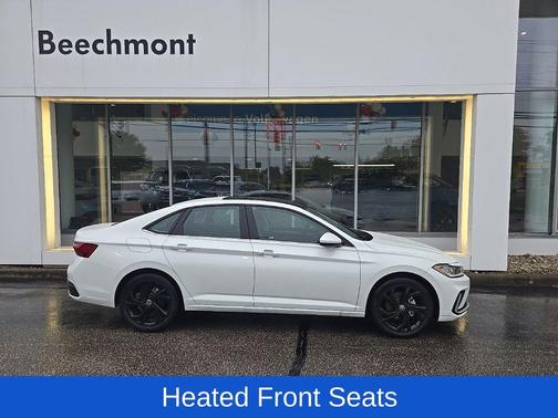 Opal White Pearl 2026 Volkswagen Jetta 1.4T SE