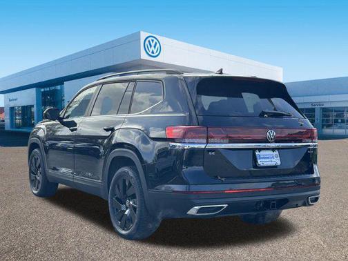 2026 Volkswagen Atlas 2.0T SE w/Technology 4MOTION