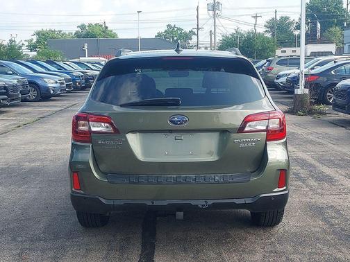 Wilderness Green Metallic 2017 Subaru Outback 2.5i Touring