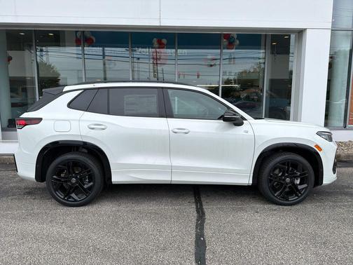 opal white pearl 2026 Volkswagen Tiguan 2.0T SE R-Line Black 4MOTION