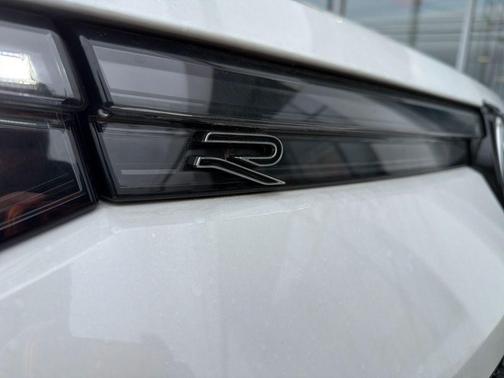 opal white pearl 2026 Volkswagen Tiguan 2.0T SE R-Line Black 4MOTION