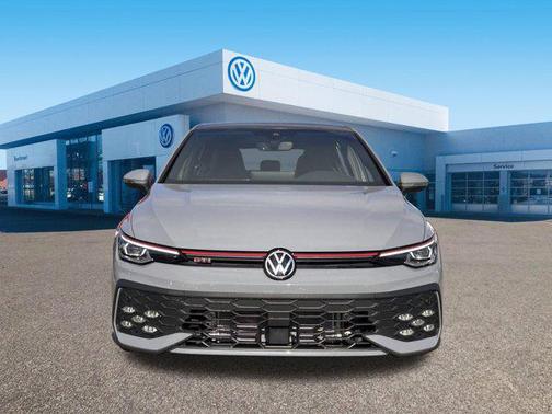 2025 Volkswagen Golf GTI 2.0T SE DSG