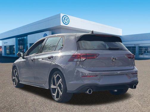 2025 Volkswagen Golf GTI 2.0T SE DSG