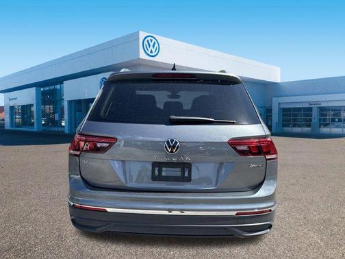 2022 Volkswagen Tiguan 2.0T SE 4MOTION