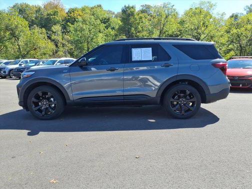 2023 Ford Explorer ST-Line