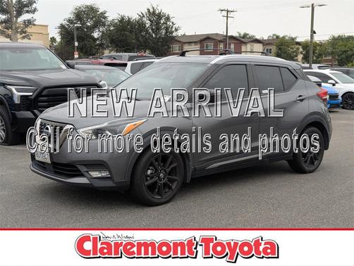 2020 Nissan Kicks SR