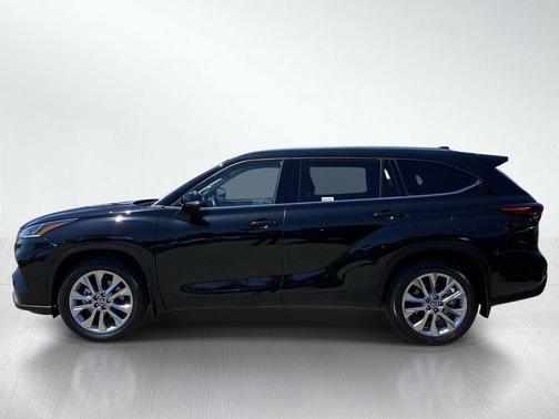Midnight Black Metallic 2024 Toyota Highlander Limited