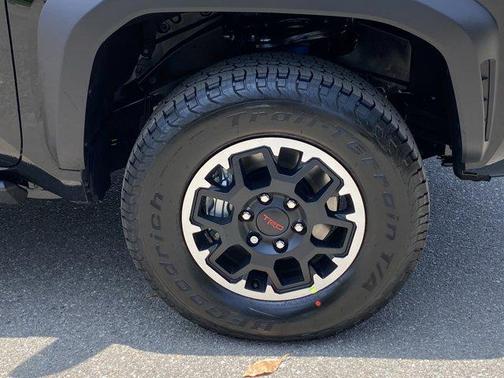 2025 Toyota Tacoma TRD Off Road