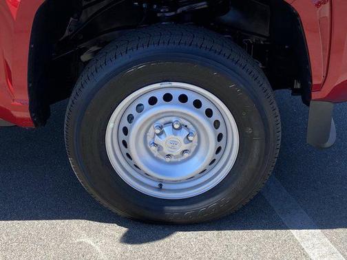2025 Toyota Tacoma SR