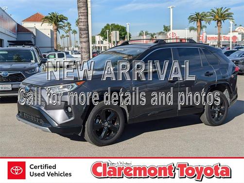 2020 Toyota RAV4 Hybrid SE