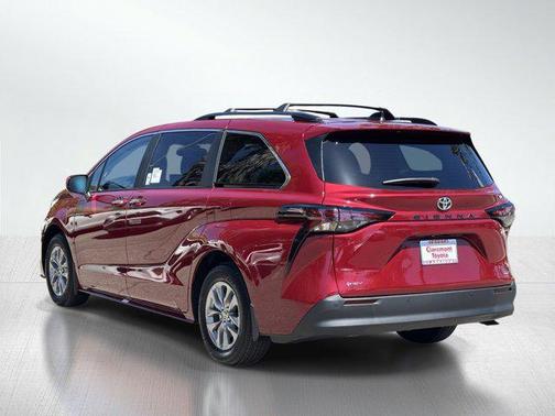 Ruby Flare Pearl 2026 Toyota Sienna XLE